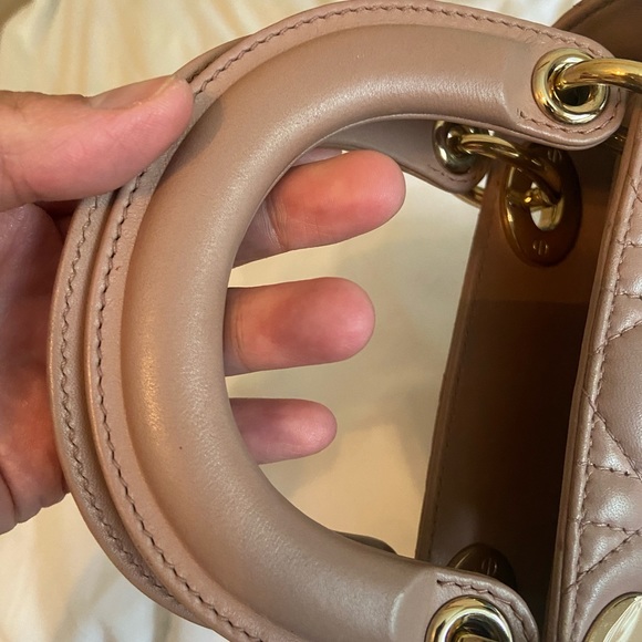 Mini Lady Dior - Picture 13 of 16